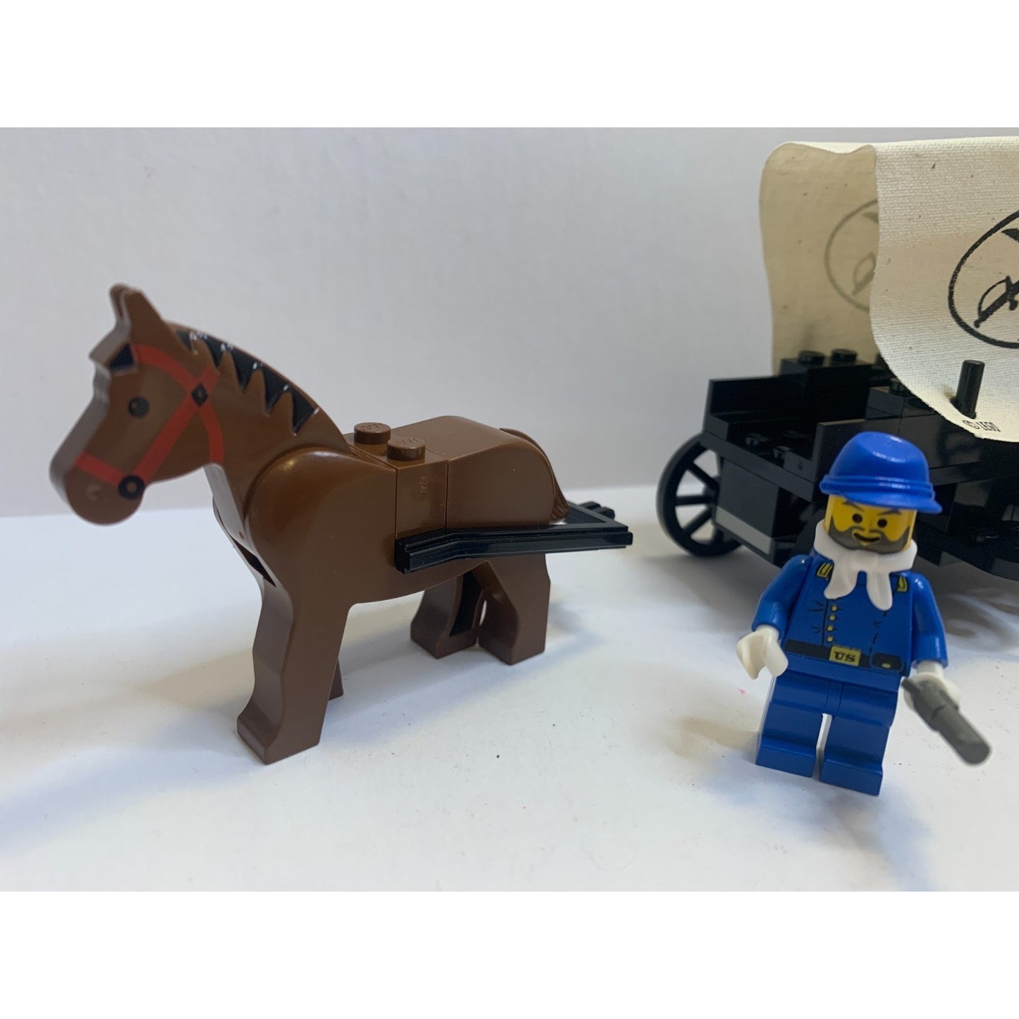 Vtg 1996 LEGO Western Covered Weapons Wagon 6716 Missing 1 Piece