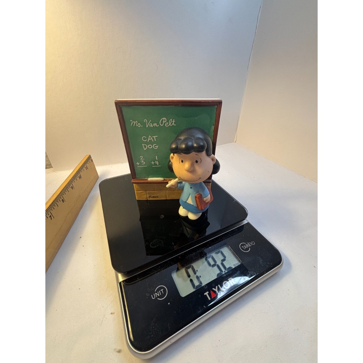 Hallmark Peanuts Gallery Lucy Ceramic Teacher Figure 1st Ed 5655 Ms Van Pelt