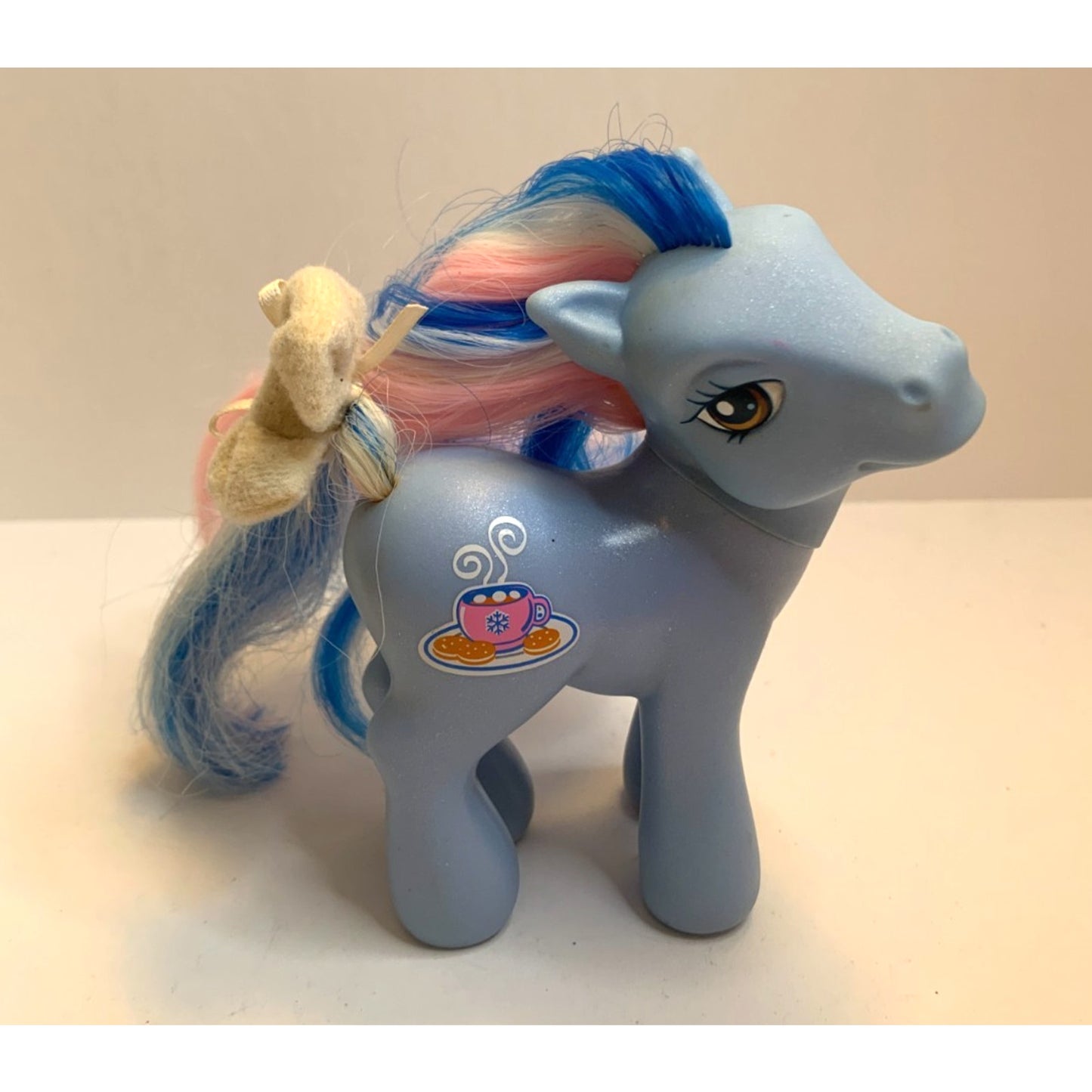 2003 My Little Pony Target Winter Exclusive Marshmallow Cocoa Bow G3