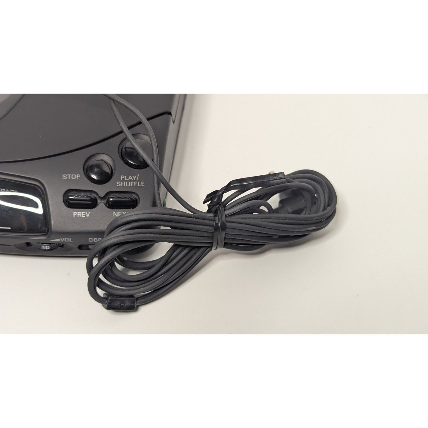 1996 Magnavox AZ-6832CS Portable CD Player With AC Adaptor/Headphones Works Great!