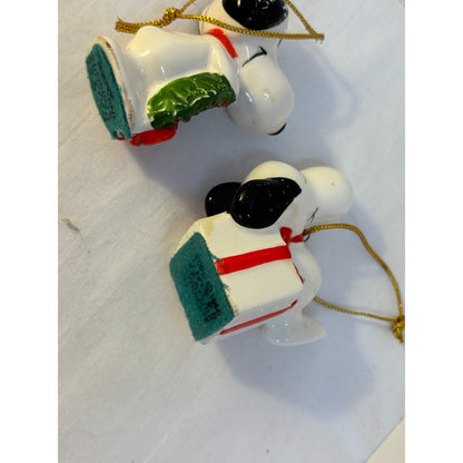 Two Vintage Snoopy Peanuts Ceramic Christmas Gift Present Wreath Ornaments Japan