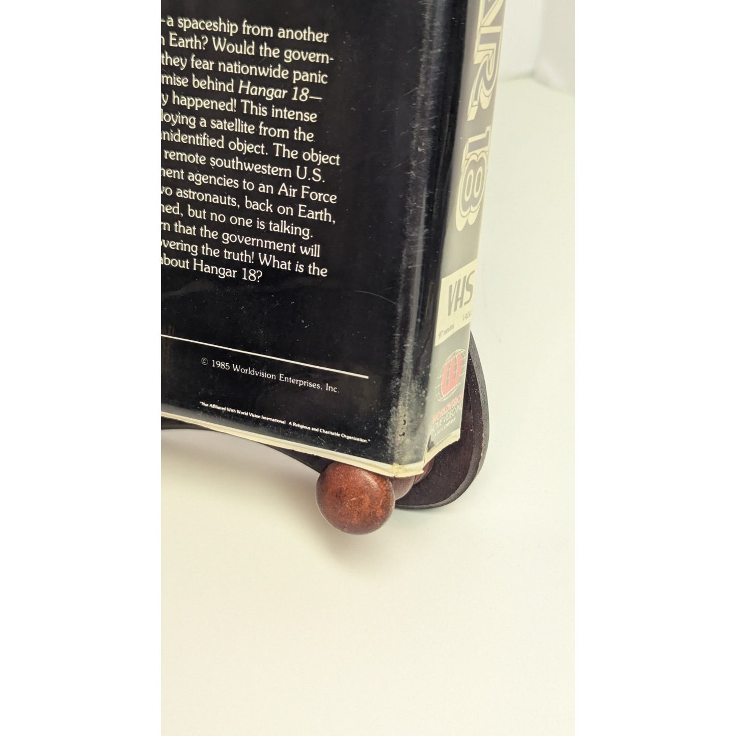 Hangar 18 VHS 1980 Worldvision Obscure Sci-Fi Thriller Movie OG Press Rare OOP