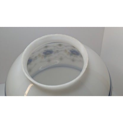 Vintage 8" Quoizel Abigail Adams Blue & White Glass Globe Shade w/ 4" Fitter