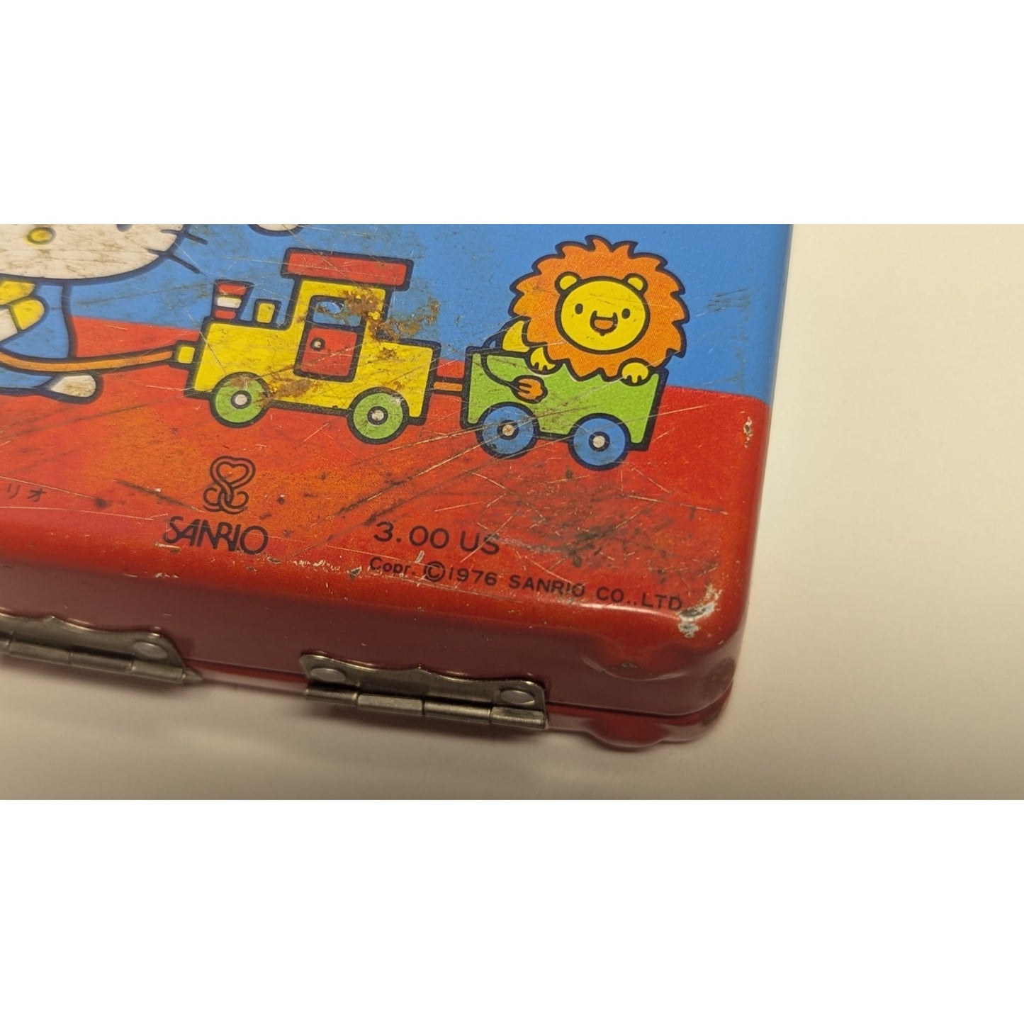 1976 Vintage Sanrio Hello Kitty Tiny Tin Mini Lunch Box 4" x 2.75"