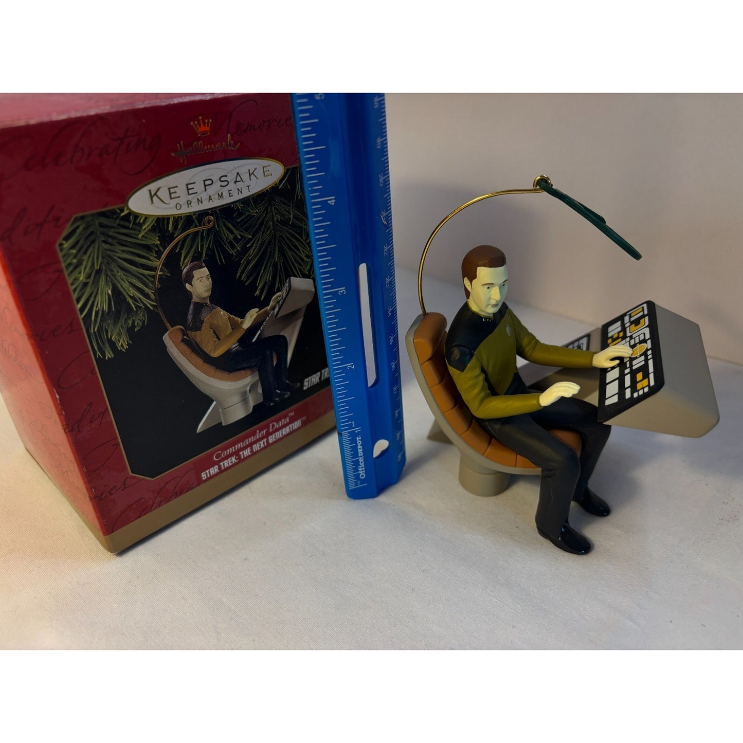 1997 HALLMARK KEEPSAKE Ornament STAR TREK THE NEXT GENERATION COMMANDER DATA